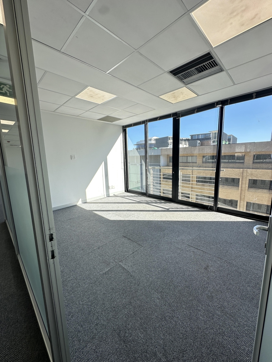 To Let commercial Property for Rent in Foreshore Western Cape